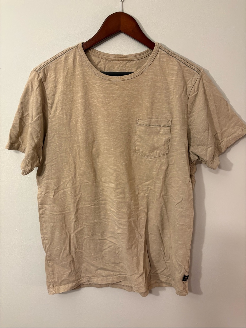 Roark Well Worn Organic Pocket Tee — Tan — Size Large 🤎